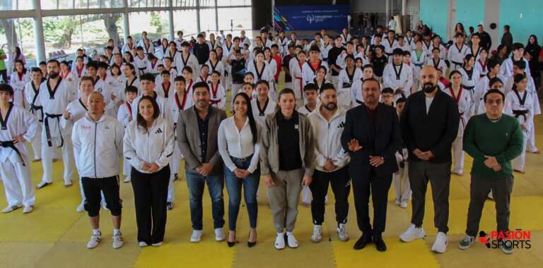 Campamento Hidrocálido de Taekwondo bajo la guía de la leyenda María del Rosario Espinoza, un éxito absoluto.